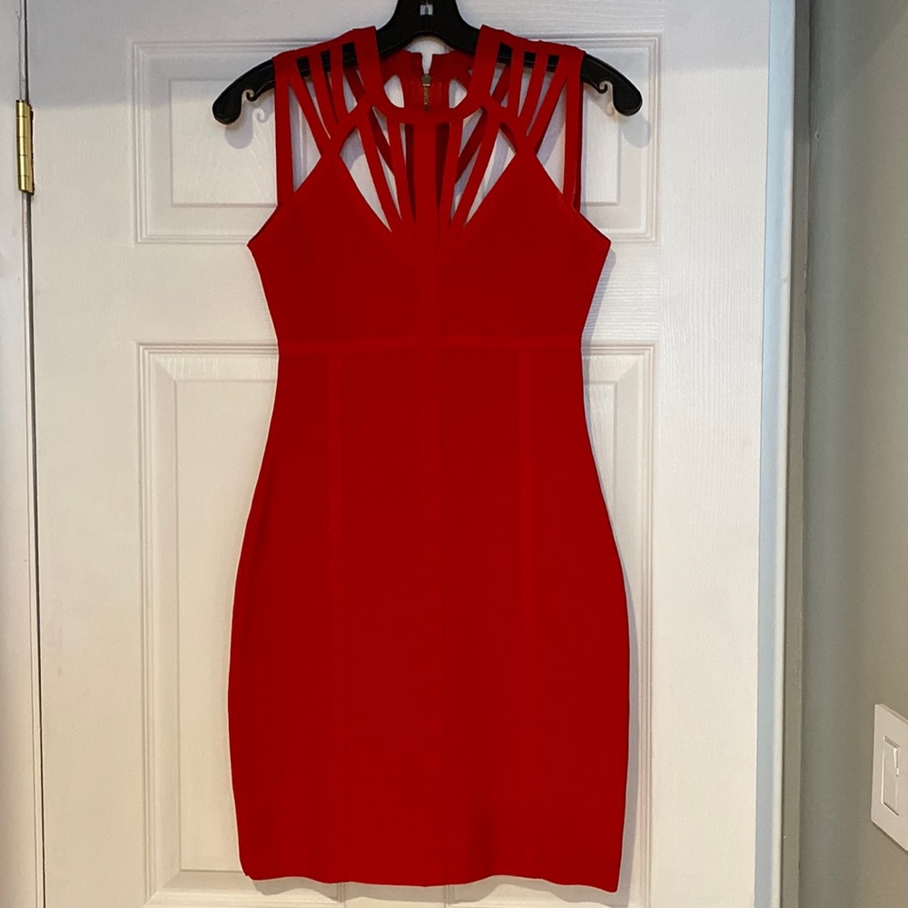 Red bodycon short dress